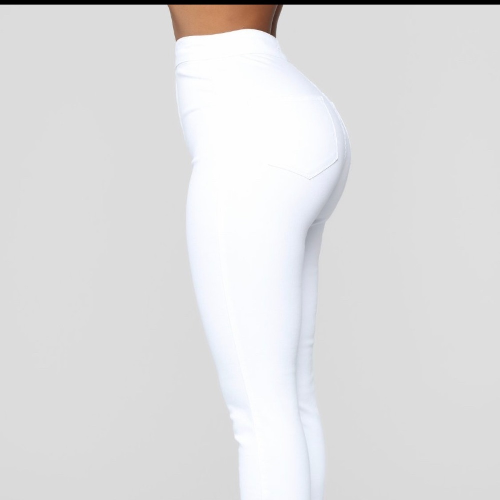 White jeans - Picture 4 of 5